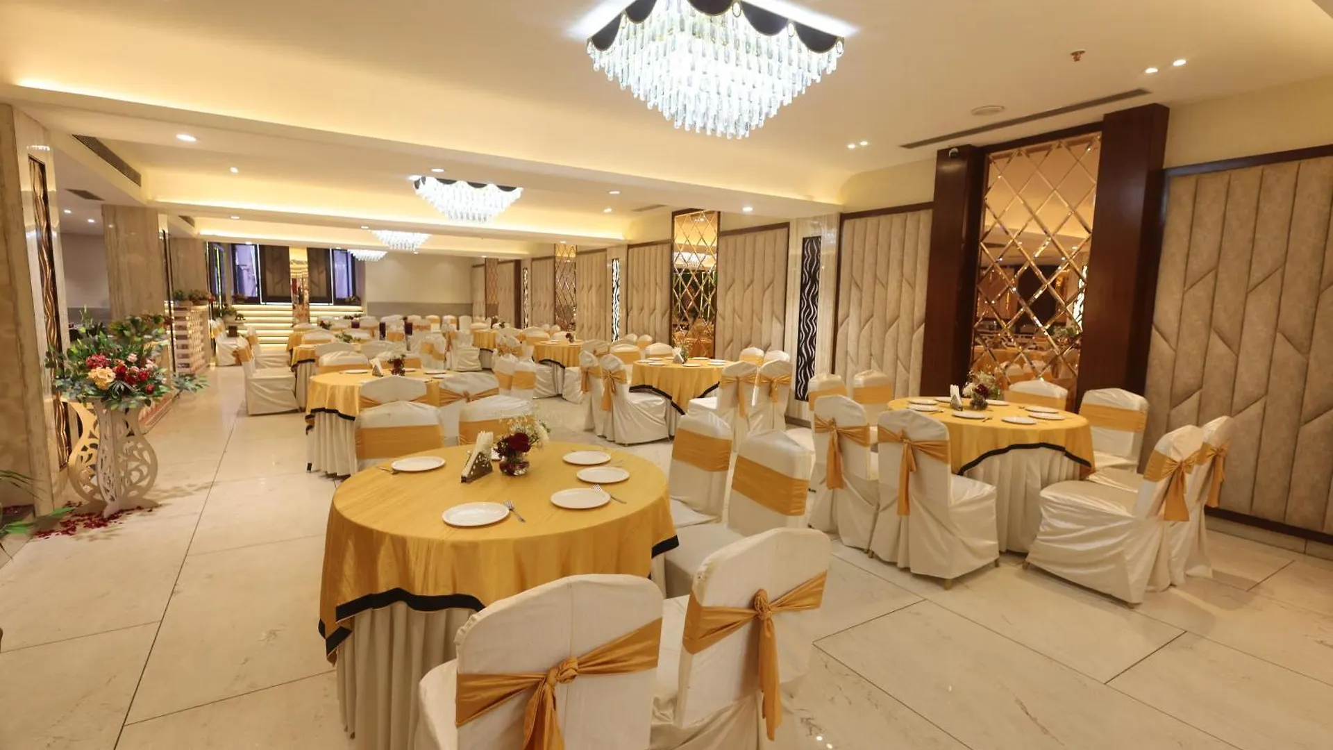 Hotel The Saffron Park Panchkula 4*,